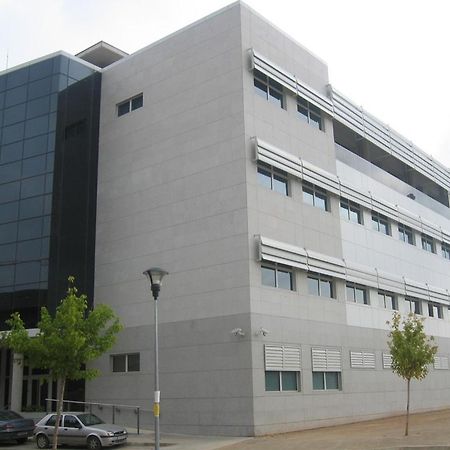 Piso Compartido Cerca De La Universidad Ceu Монкада Экстерьер фото